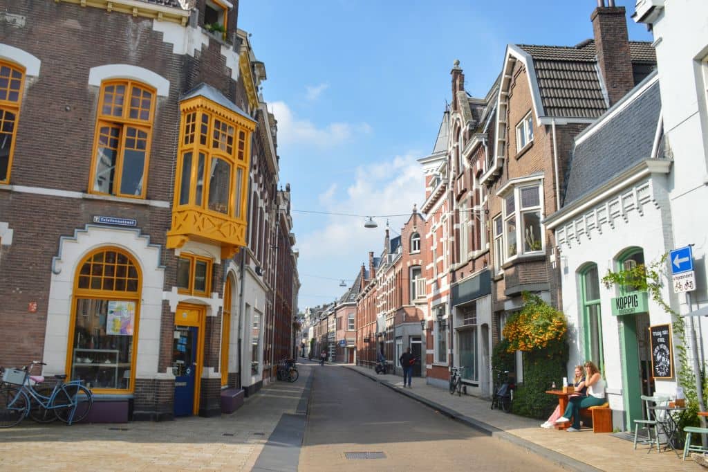 Koerier Tilburg - Spoedkoerier Tilburg